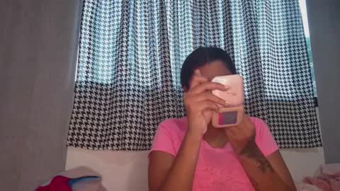 vickyhm22 online show from 09.27.25