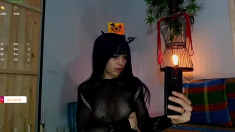 Victoria   online show from 12.09.24