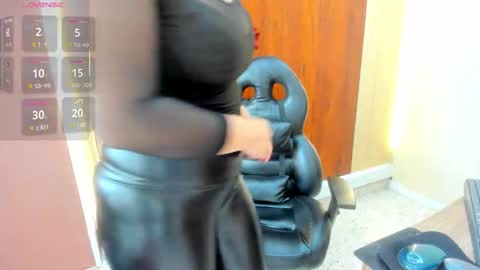 Vicky online show from 12.20.25