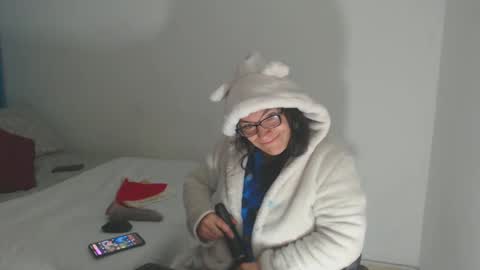 vickyjuice1 online show from 12.20.24