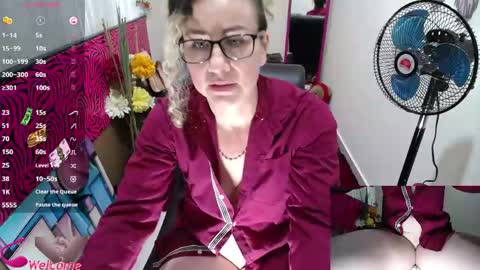 Snapshot of vickysexyx chatting on 06.04.26 Valentina online show from 06.04.26
