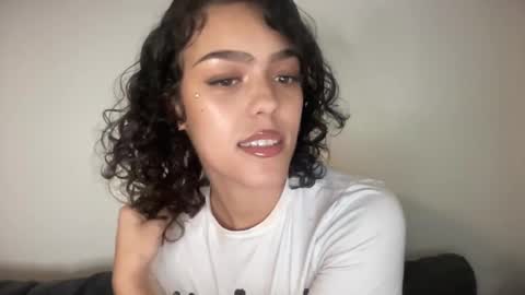 Goddess Victory  online show from 12.28.24