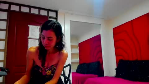 Victoria  grey  online show from 05.28.26