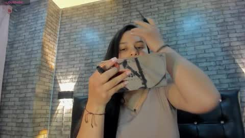 victorira online show from 11.22.25