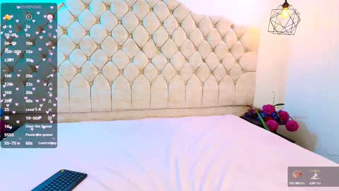 Snapshot of victoria_adams14 chatting on 12.23.24 Victoria for you online show from 12.23.24