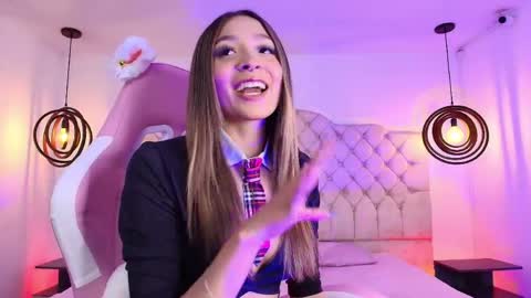  Victoria for you  online show from 04.11.26