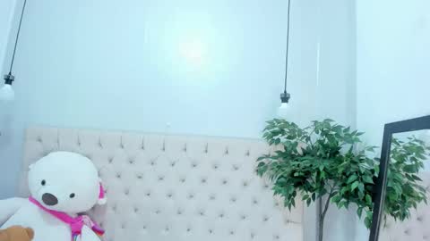 Victoria online show from 02.02.26