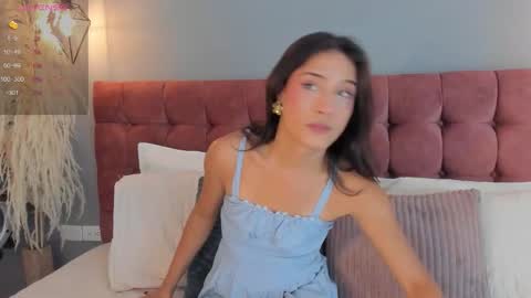 Snapshot of victoria_decapri chatting on 01.14.26 victoria online show from 01.14.26