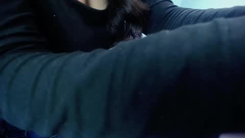 Victoria online show from 10.29.25