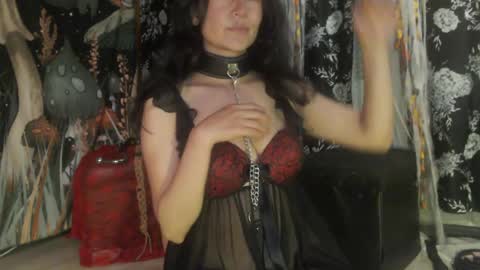 Victoria online show from 03.31.26