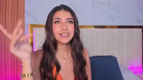 Snapshot of victoria_joliegb chatting on 12.05.24 Victoria Lozano online show from 12.05.24