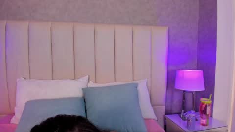 Snapshot of victoria_joliegb chatting on 02.08.25 Victoria Lozano online show from 02.08.25