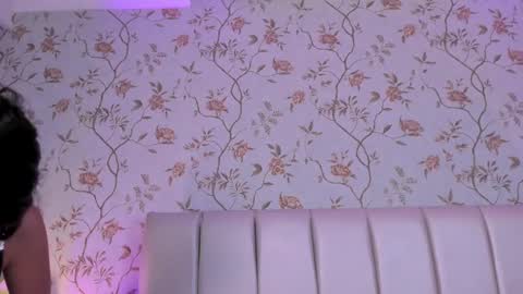 Snapshot of victoria_joliegb chatting on 03.07.25 Victoria Lozano online show from 03.07.25