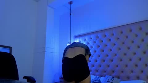 victoria_kitt online show from 11.15.25