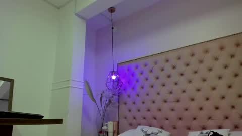 victoria_kitt online show from 11.25.25