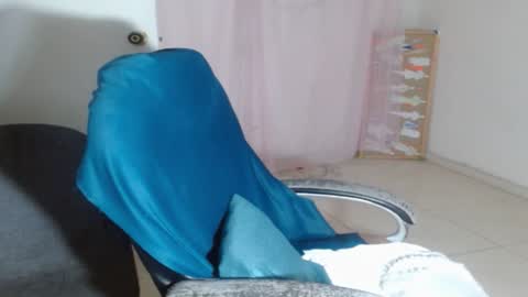 VICKY online show from 01.26.25