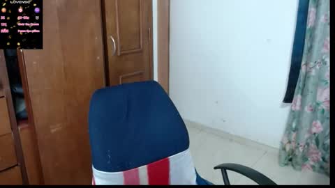 Snapshot of victoria_milf06 chatting on 01.17.26 victoria online show from 01.17.26