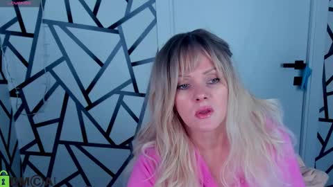 Victoria My schedule for the week 2 GMT 3am-9am TuWeThFrSa online show from 03.20.26