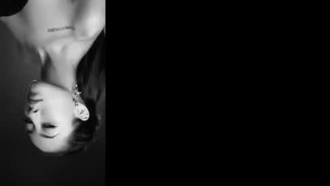 Snapshot of victoria_ricci_a chatting on 12.18.25 Victoria online show from 12.18.25