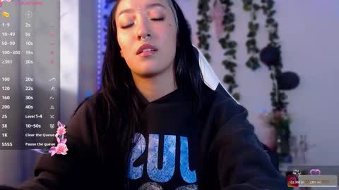 Victoria  online show from 02.26.26