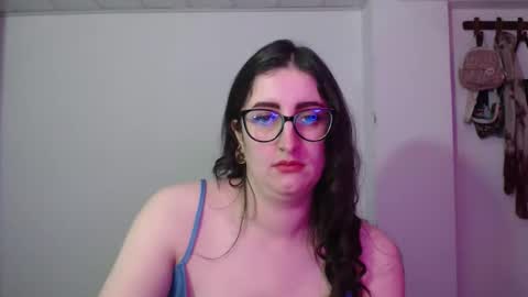 Victoria online show from 03.24.26