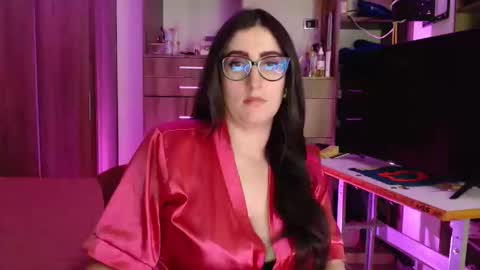 Victoria online show from 05.16.26