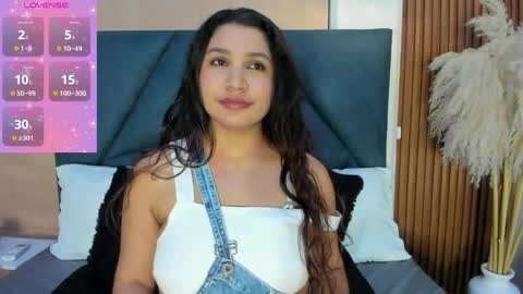 VICTORIA  online show from 04.04.26