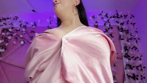 Snapshot of victoria_rossy_ chatting on 11.13.25 Victoria online show from 11.13.25