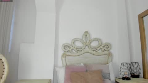 victoria  online show from 01.14.25