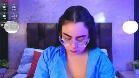 Snapshot of victoriaandrade chatting on 04.27.26 Victoria Andrade online show from 04.27.26