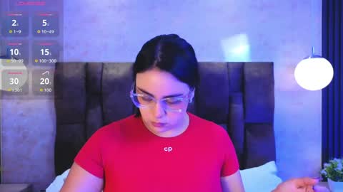 Snapshot of victoriaandrade chatting on 05.28.26 Victoria Andrade online show from 05.28.26