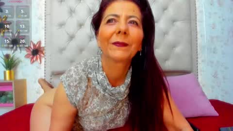 victoriaarousse online show from 02.03.25