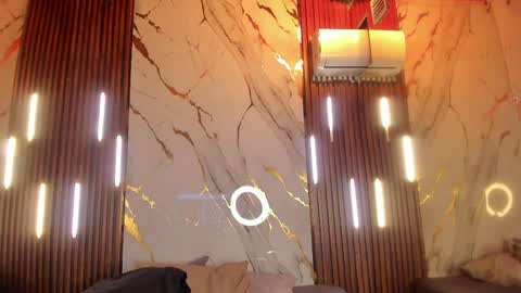 Victoria  online show from 03.30.26