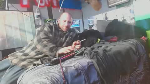 Snapshot of victoriajohn chatting on 11.23.25 victoriajohn online show from 11.23.25