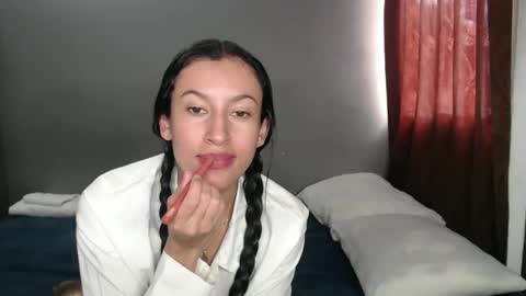 VICTORIA online show from 12.15.24