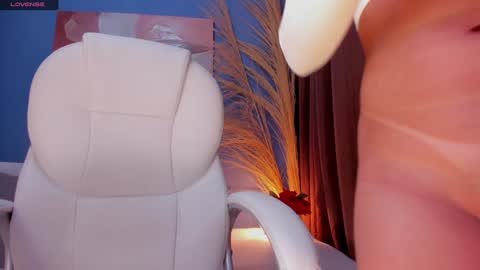 Victoria online show from 12.28.24