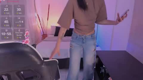 Victoria Levy online show from 10.10.25