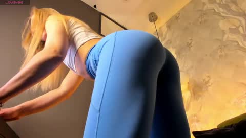 Victoria online show from 03.31.26