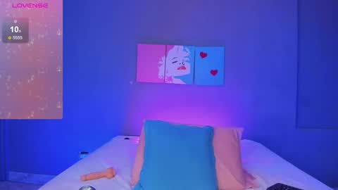 victoriameller online show from 03.07.26