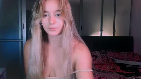 Eva and Victor online show from 10.17.25