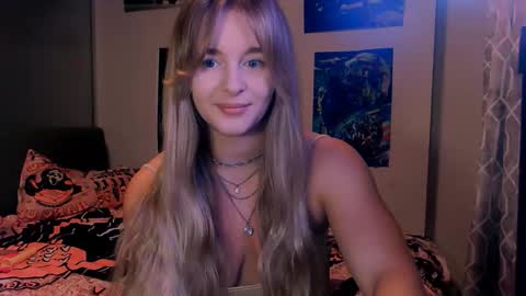 Eva and Victor online show from 10.30.25