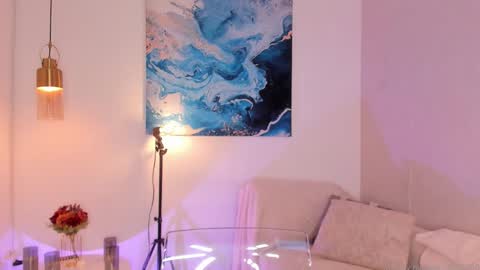 Maria Victoria online show from 02.18.26