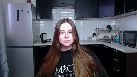 Snapshot of victoriassecrets_ chatting on 12.03.24 victoriassecrets_ online show from 12.03.24