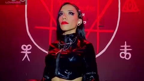 Victoria Vampire online show from 09.14.25