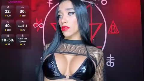 Victoria Vampire online show from 12.01.25