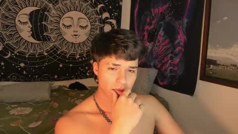 Victorino Jhonson online show from 01.05.25