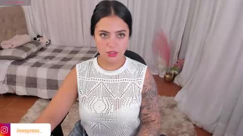 Snapshot of victoryyy__ chatting on 12.06.24 V I C T O R I A online show from 12.06.24