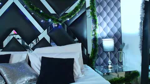 victtoria lee online show from 12.05.24