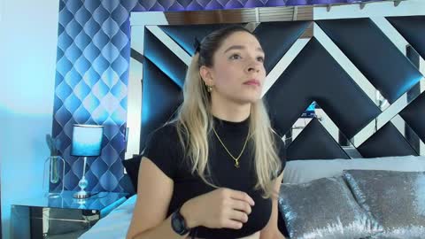 victtoria lee online show from 01.12.25