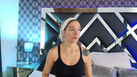 victtoria lee online show from 02.25.25